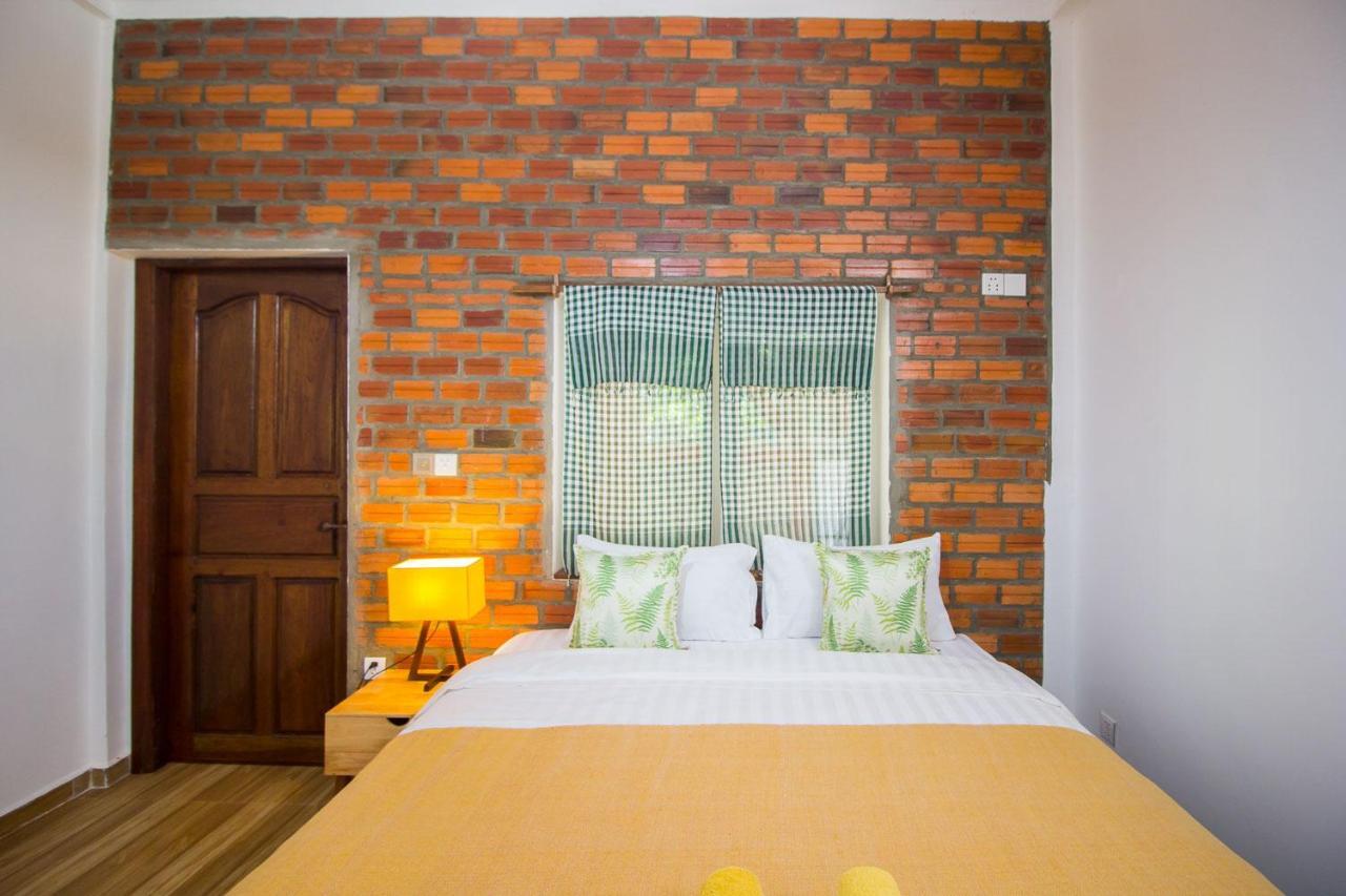 Angkor Dino Home Siem Reap Exterior photo